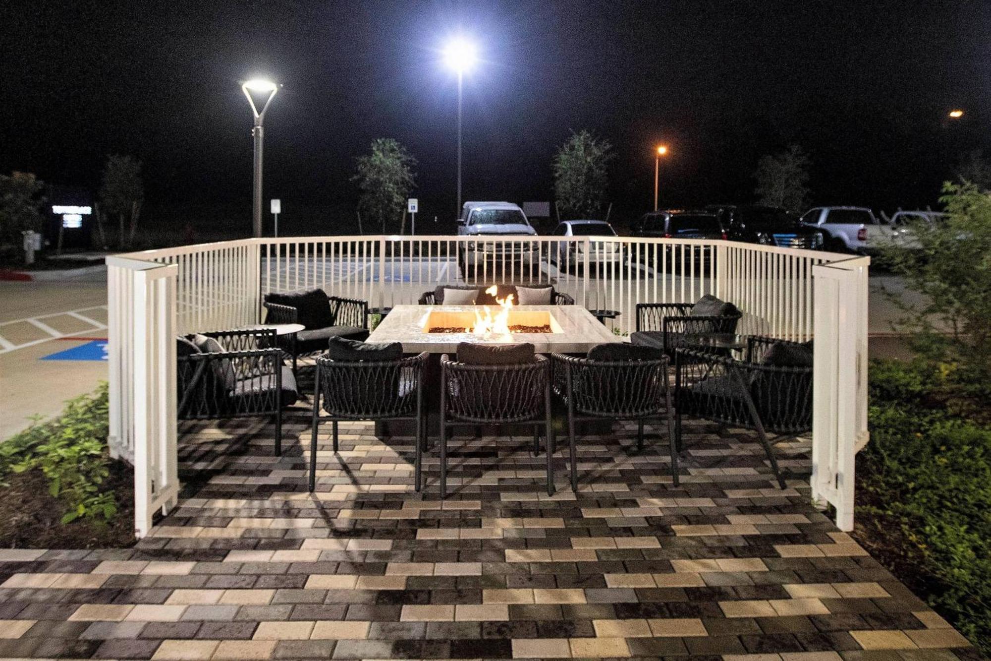 Towneplace Suites By Marriott Conroe Eksteriør bilde